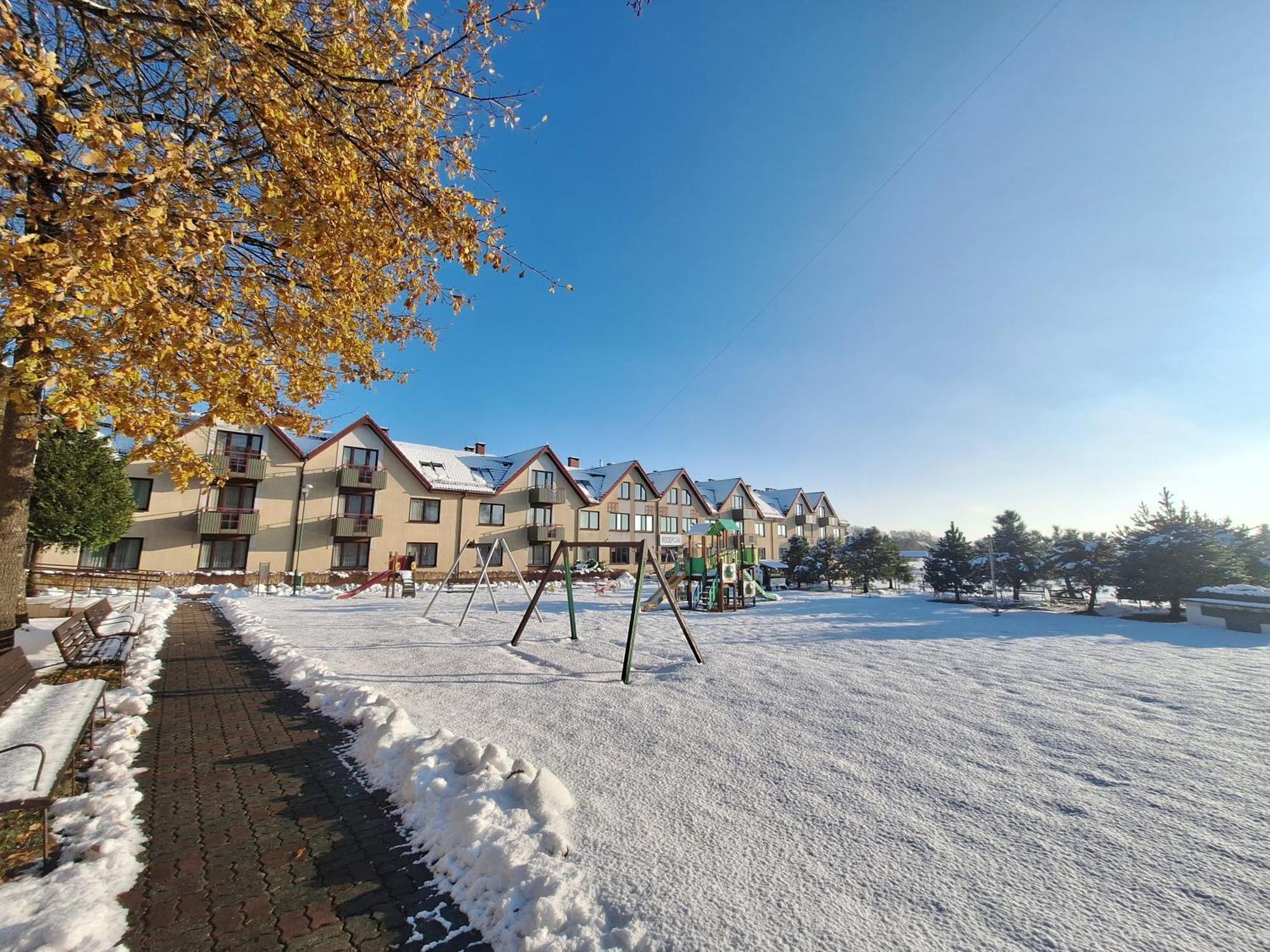 Politechnika Warszawska Osrodek Wypoczynkowy Hotel ซาร์บินโนโว ภายนอก รูปภาพ