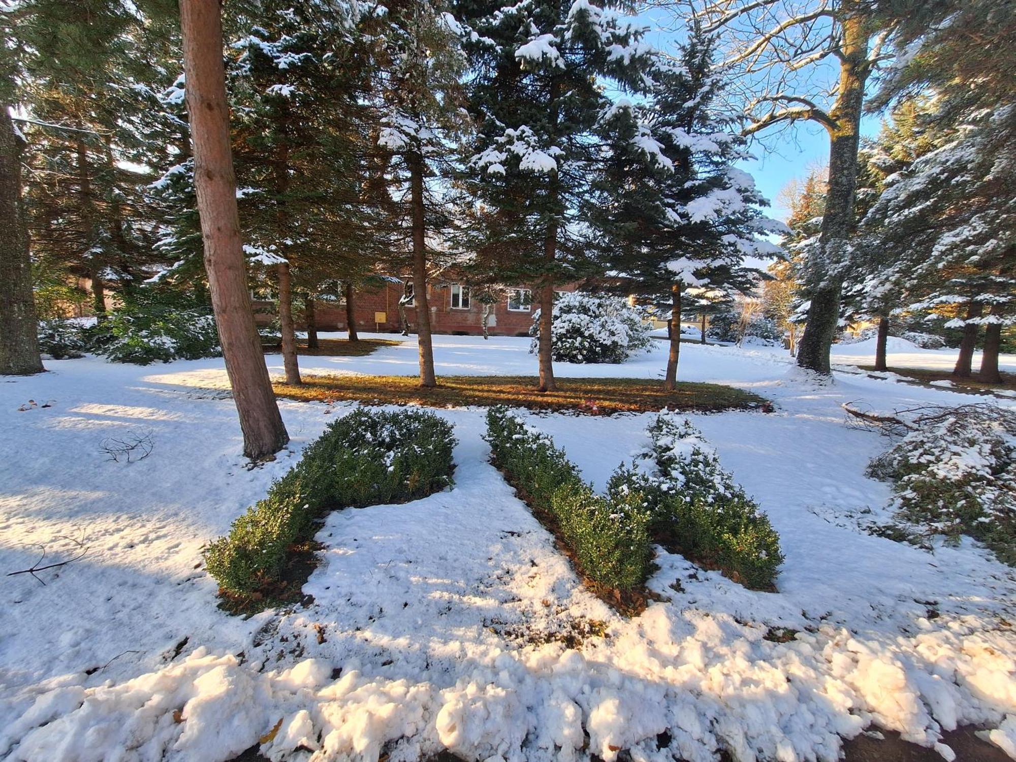 Politechnika Warszawska Osrodek Wypoczynkowy Hotel ซาร์บินโนโว ภายนอก รูปภาพ