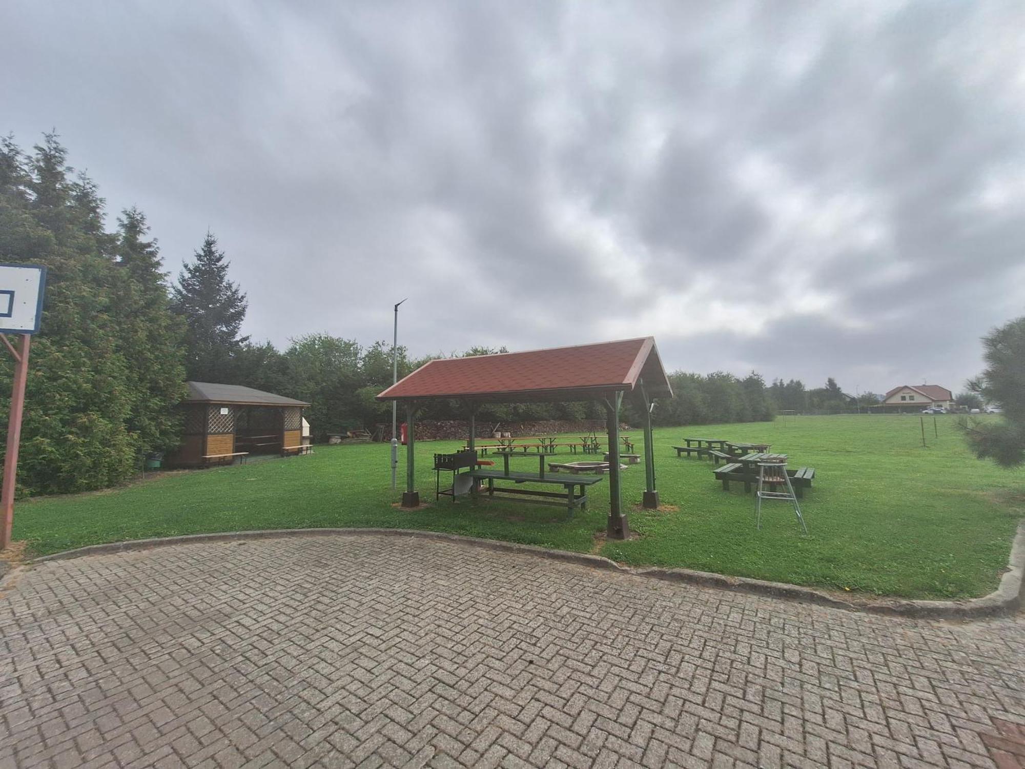 Politechnika Warszawska Osrodek Wypoczynkowy Hotel ซาร์บินโนโว ภายนอก รูปภาพ